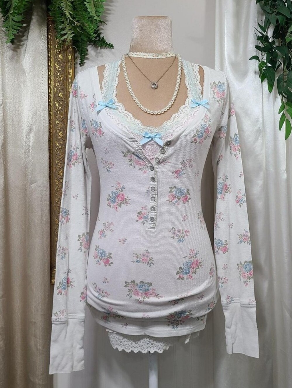 ♡ Y2K ♡ Abercrombie Flower Print Babydoll Henley Waffle Thermal Long Sleeve Top